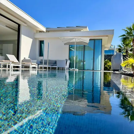 ヴィラ Luxliving Tenerife Dali ギア・デ・イソラ
